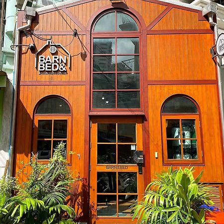 Barn & Bed Hostel Bangkok Esterno foto