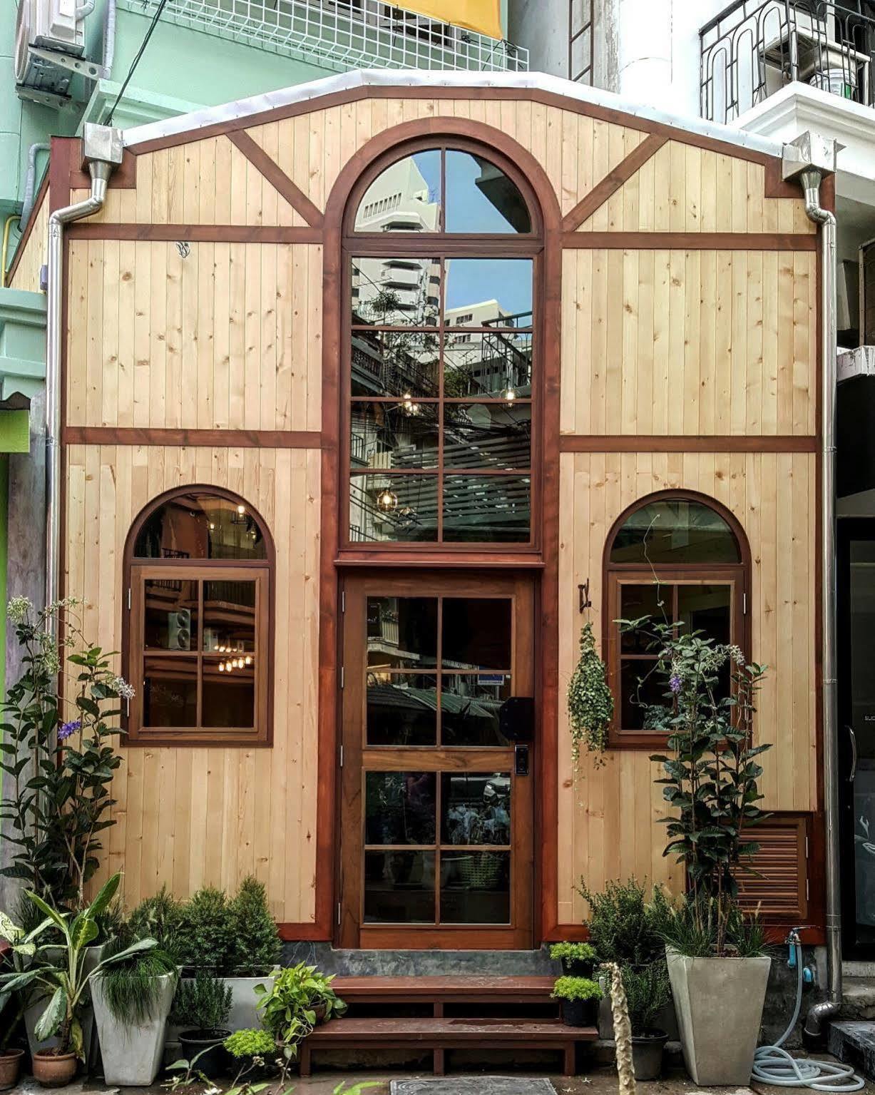 Barn & Bed Hostel Bangkok Esterno foto